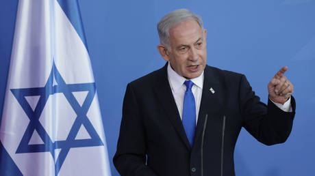 RT
