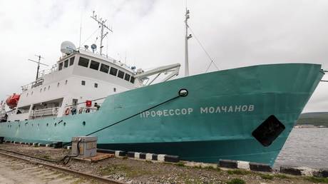 Rusian research vessel Professor Molchanov.