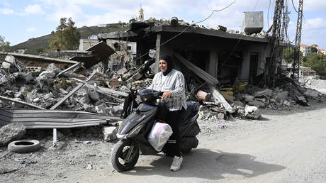 A view of the destruction as Lebanese residents return to their homes in Froun district of Nabatieh, Lebanon, June 15, 2026.