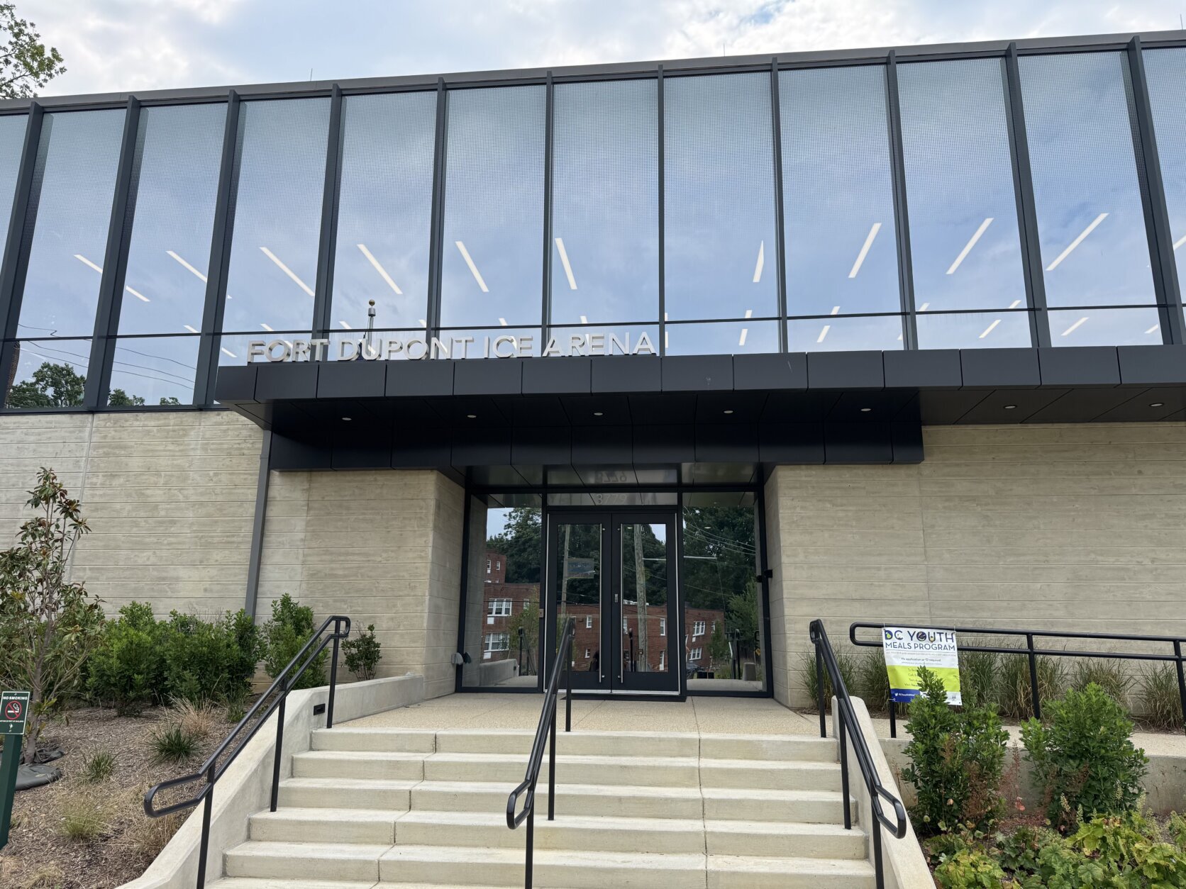 Fort Dupont Ice Arena