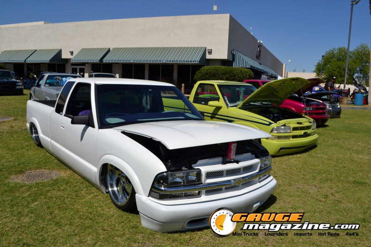 forbidden-fantasy-show-n-shine-2026-047-white-chevrolet-s10-custom
