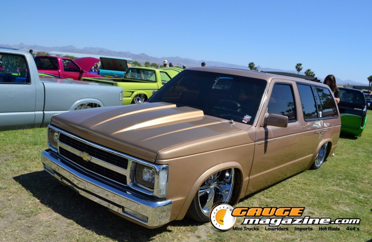 forbidden-fantasy-show-n-shine-2026-043-tan-chevrolet-blazer-slammed