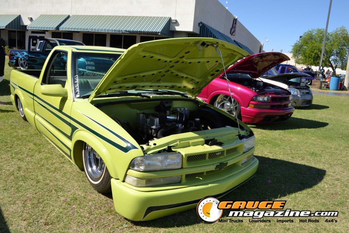 forbidden-fantasy-show-n-shine-2026-050-lime-green-chevrolet-s10-engine-bay