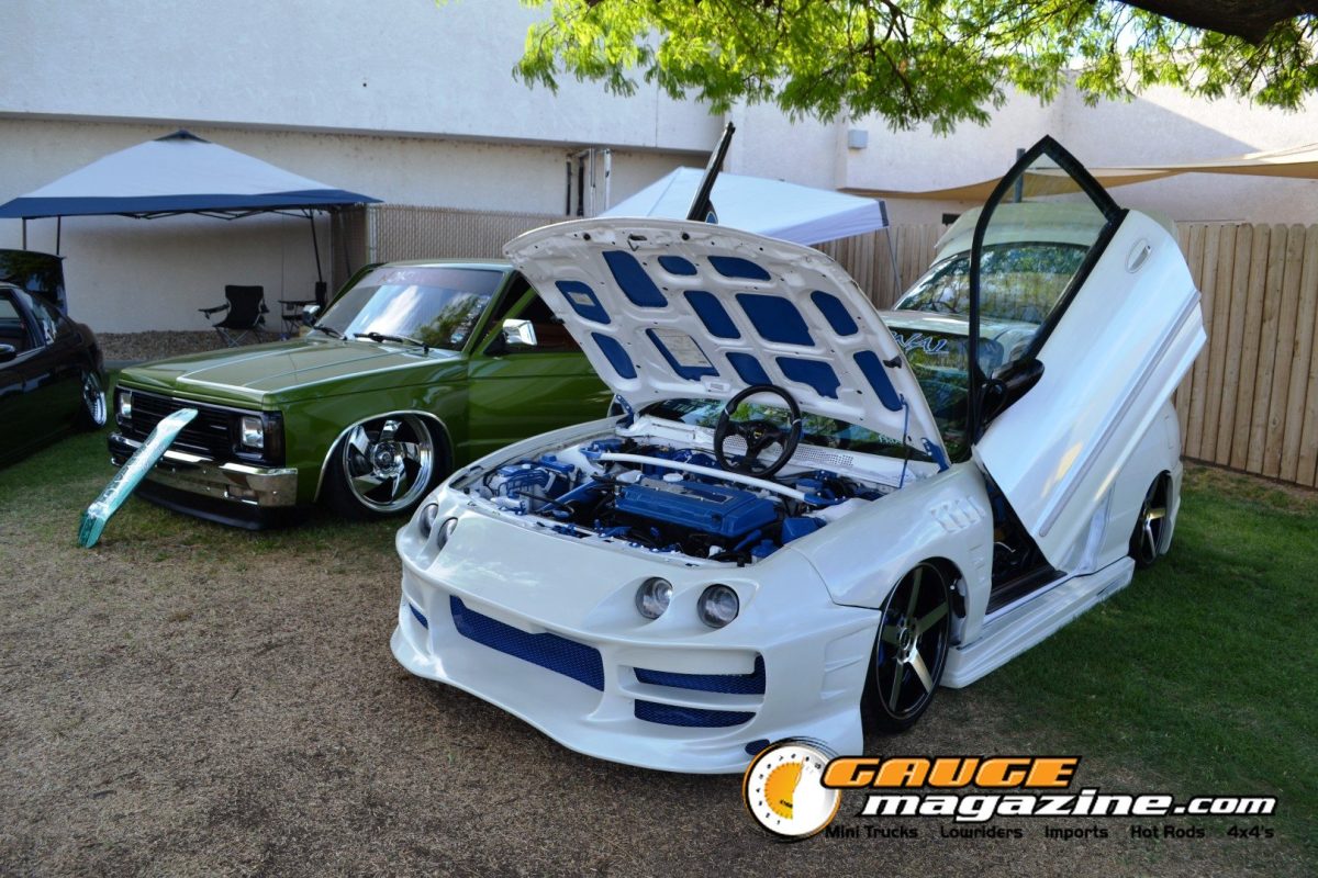 forbidden-fantasy-show-n-shine-2026-102-white-honda-civic-custom-engine-bay