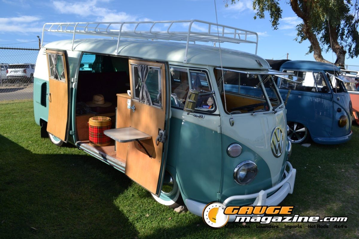 forbidden-fantasy-show-n-shine-2026-091-green-volkswagen-bus-camper
