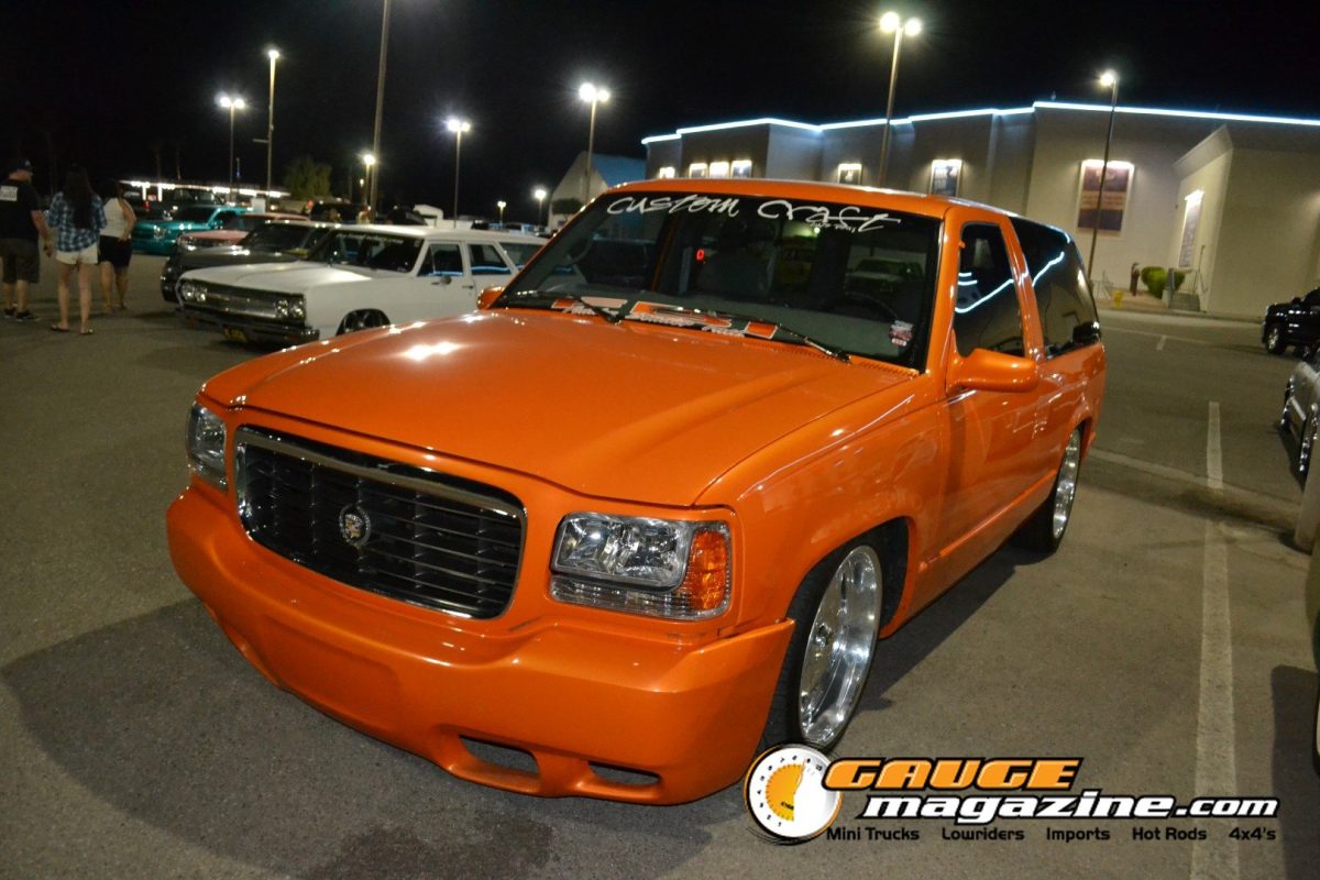 forbidden-fantasy-show-n-shine-2026-125-orange-chevrolet-tahoe-esclade-front-end-slammed