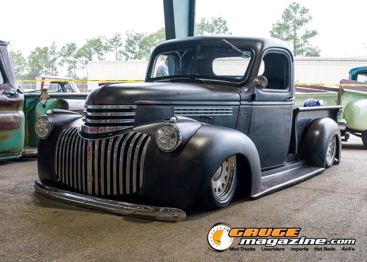 lone-star-throwdown-2026-black-1940s-chevrolet-custom-pickup