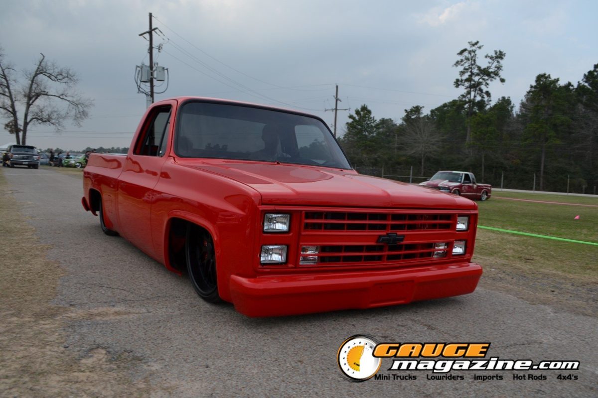 lone-star-throwdown-2026-red-lowered-squarebody-chevrolet-pickup