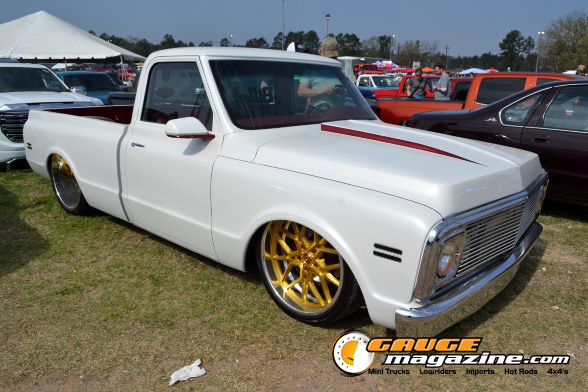 lone-star-throwdown-2026-white-lowered-classic-chevrolet-c10-gold-wheels