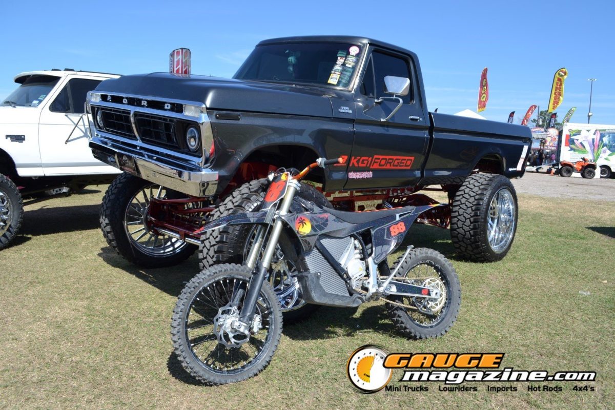 lone-star-throwdown-2026-black-lifted-classic-ford-truck-motorcycle-display