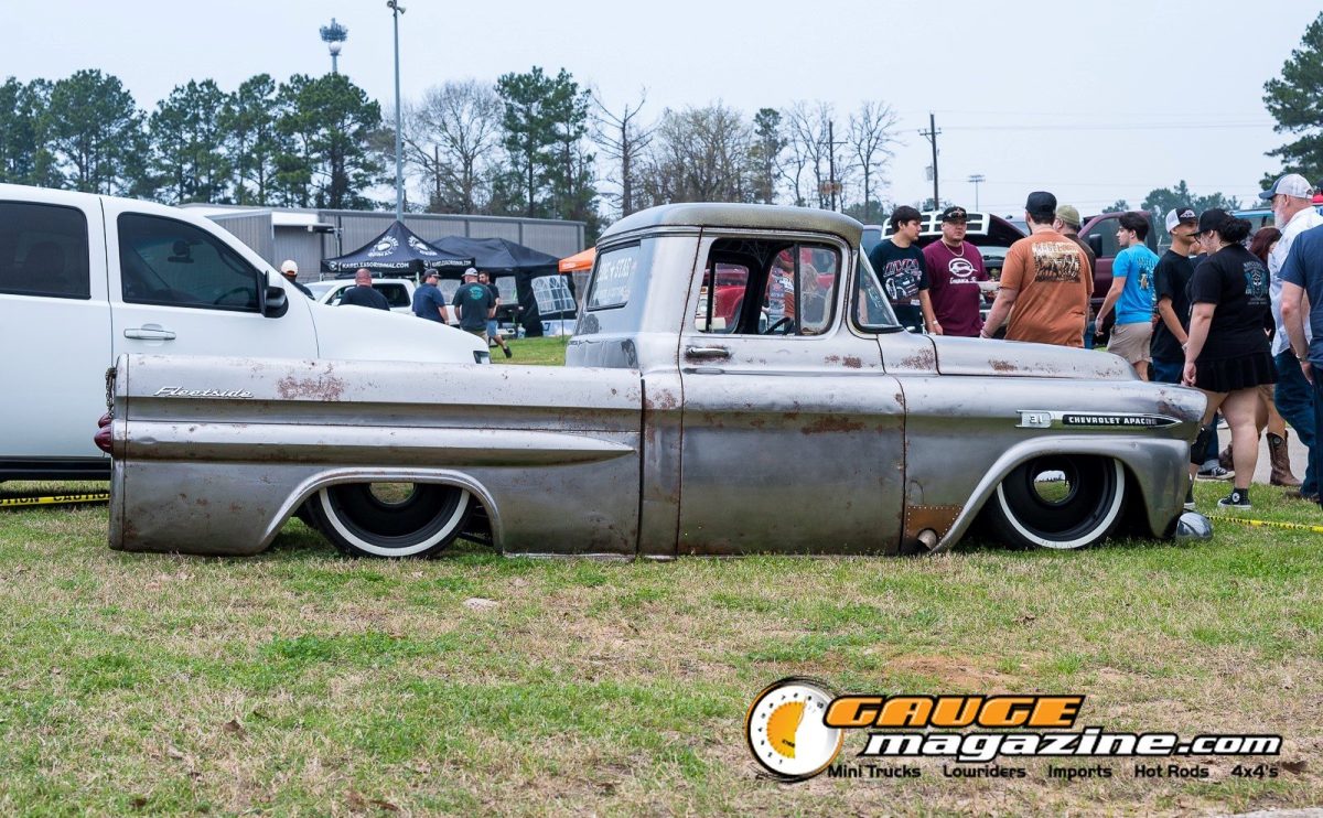 lone-star-throwdown-2026-patina-lowered-classic-chevrolet-pickup-2