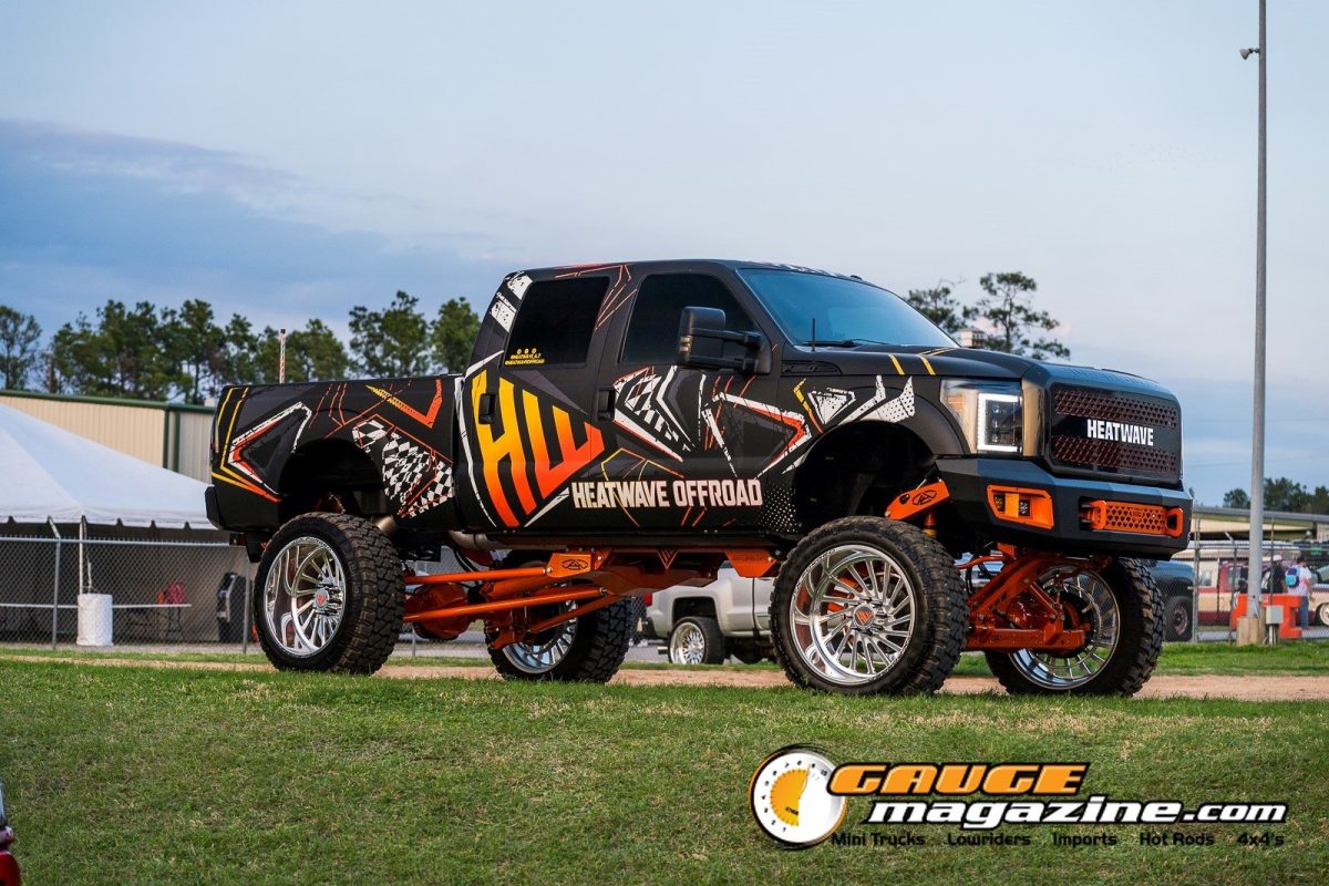 lone-star-throwdown-2026-black-orange-lifted-custom-truck