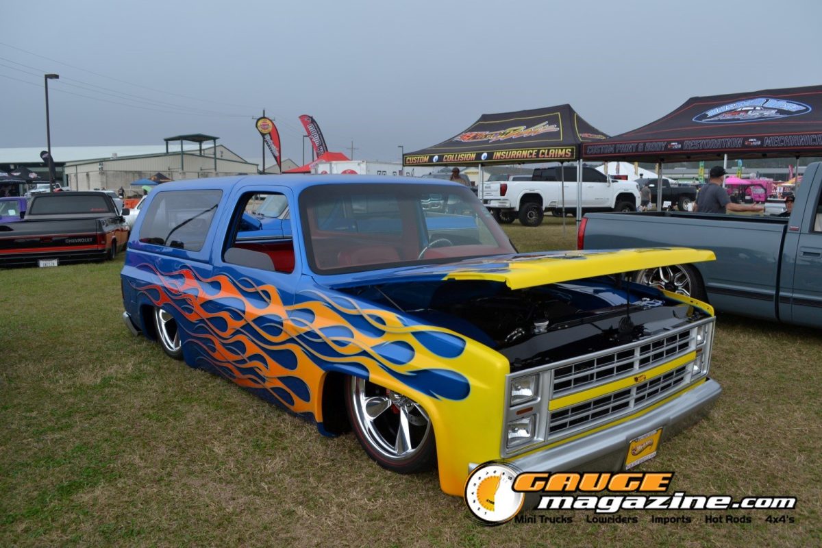 lone-star-throwdown-2026-blue-yellow-flame-custom-chevrolet-suburban
