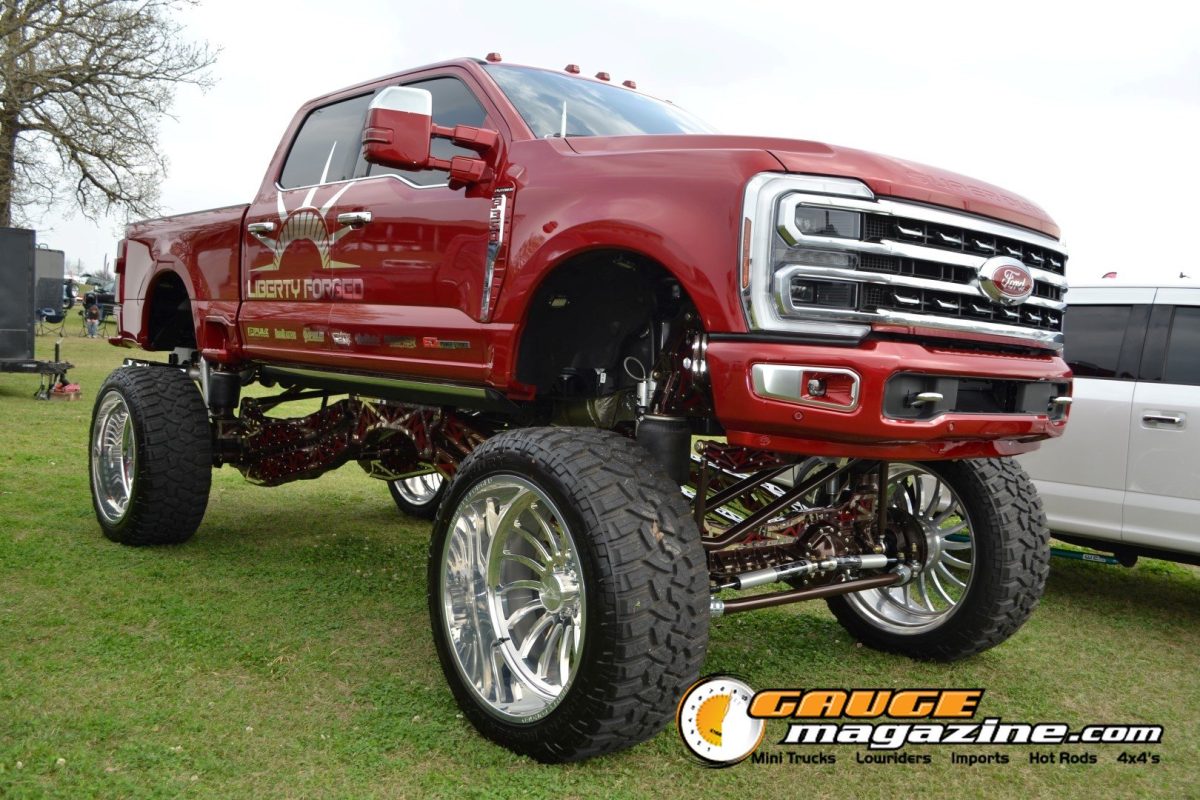 lone-star-throwdown-2026-red-lifted-ford-super-duty-side-view