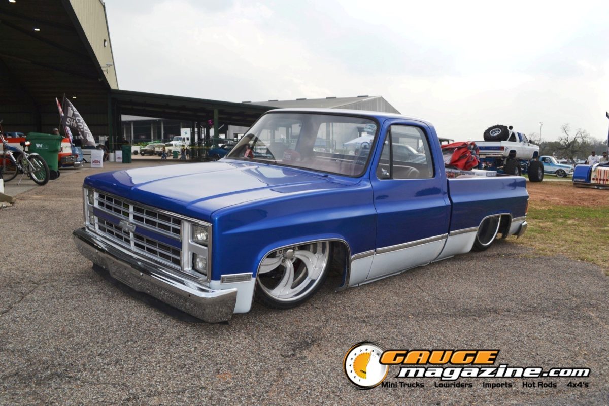 lone-star-throwdown-2026-blue-lowered-squarebody-chevrolet-pickup