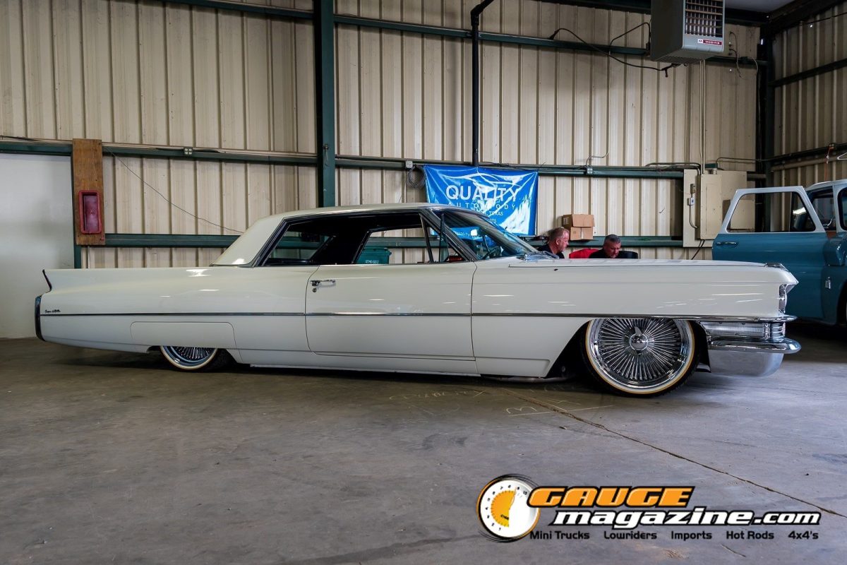 lone-star-throwdown-2026-white-classic-cadillac-coupe-2