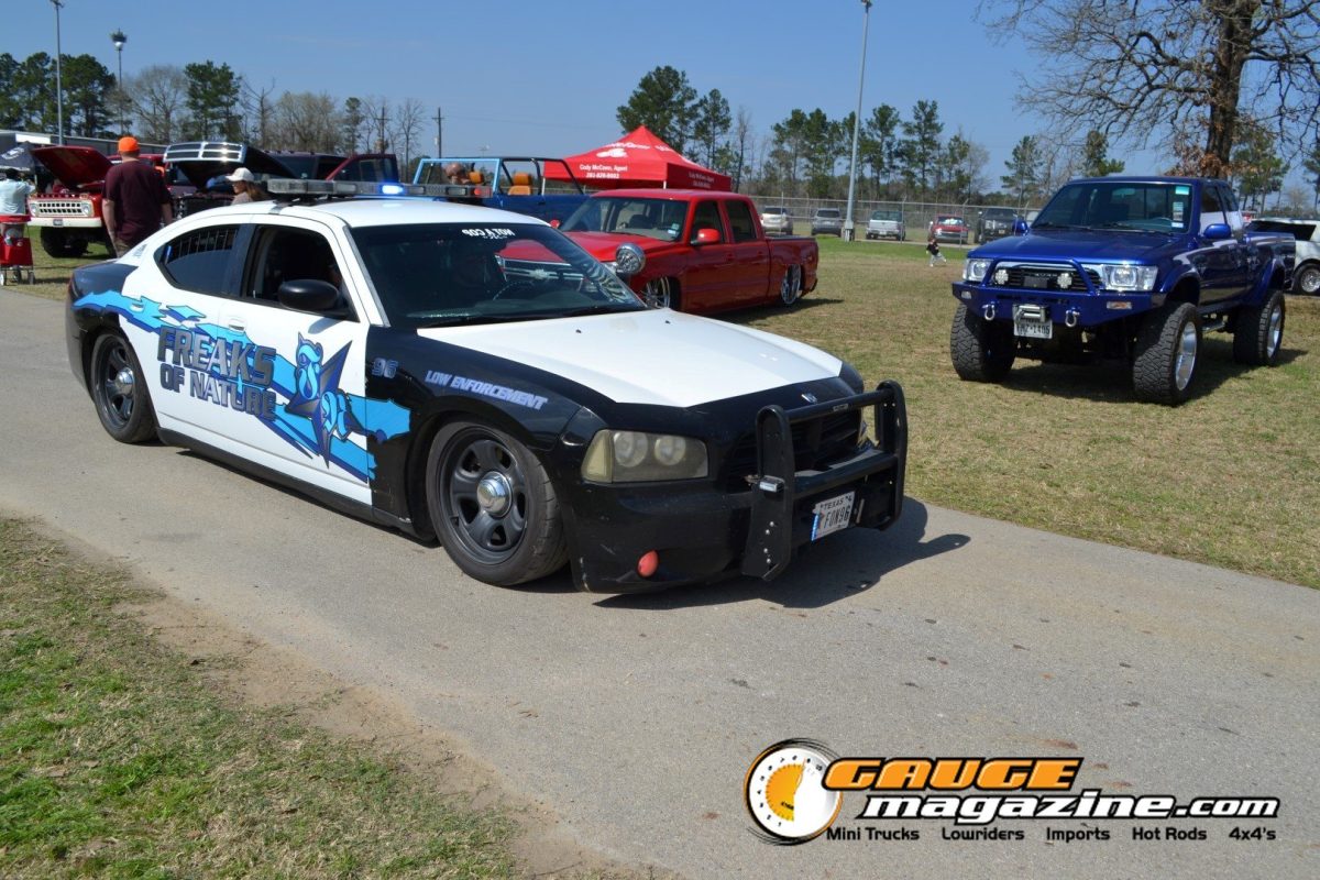 lone-star-throwdown-2026-custom-police-car-show-display