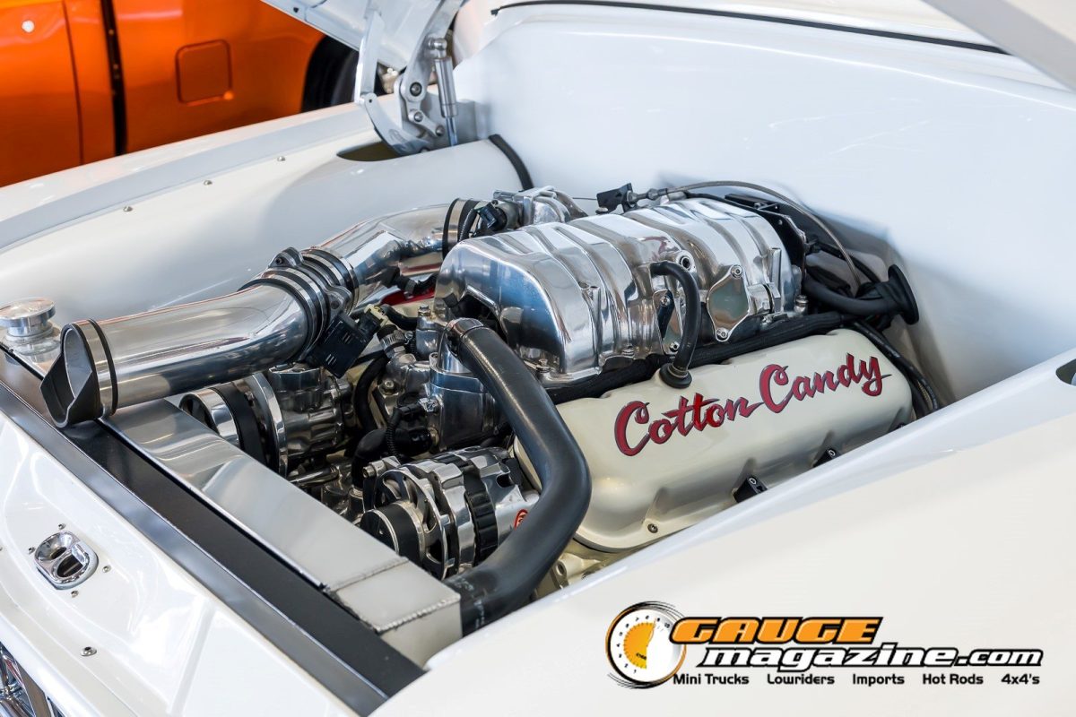 lone-star-throwdown-2026-cotton-candy-custom-engine-bay