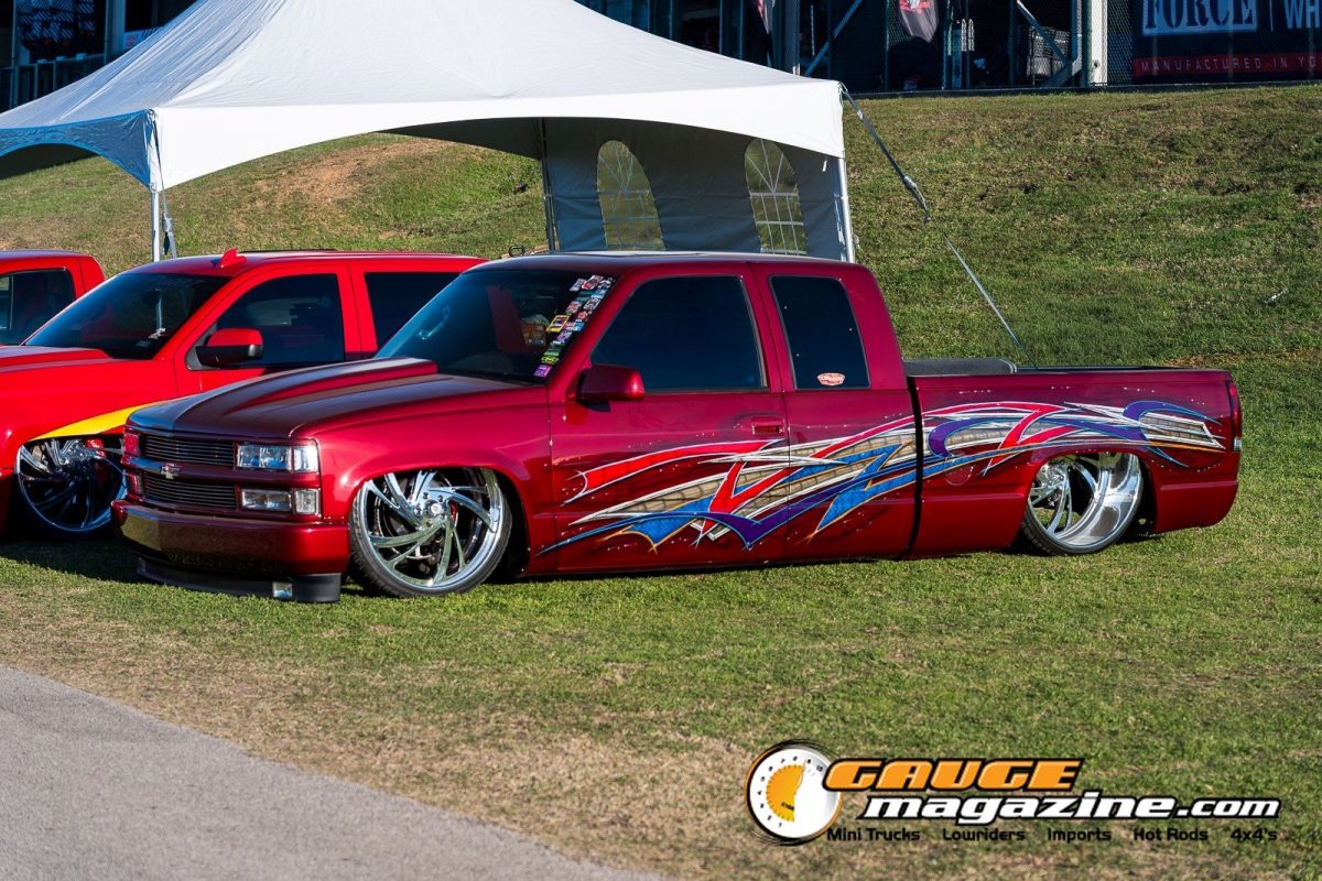 lone-star-throwdown-2026-red-graphic-custom-mini-truck-side-view