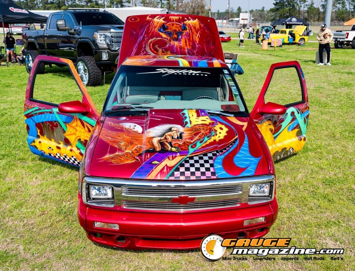 lone-star-throwdown-2026-red-multicolor-custom-mini-truck-open-doors