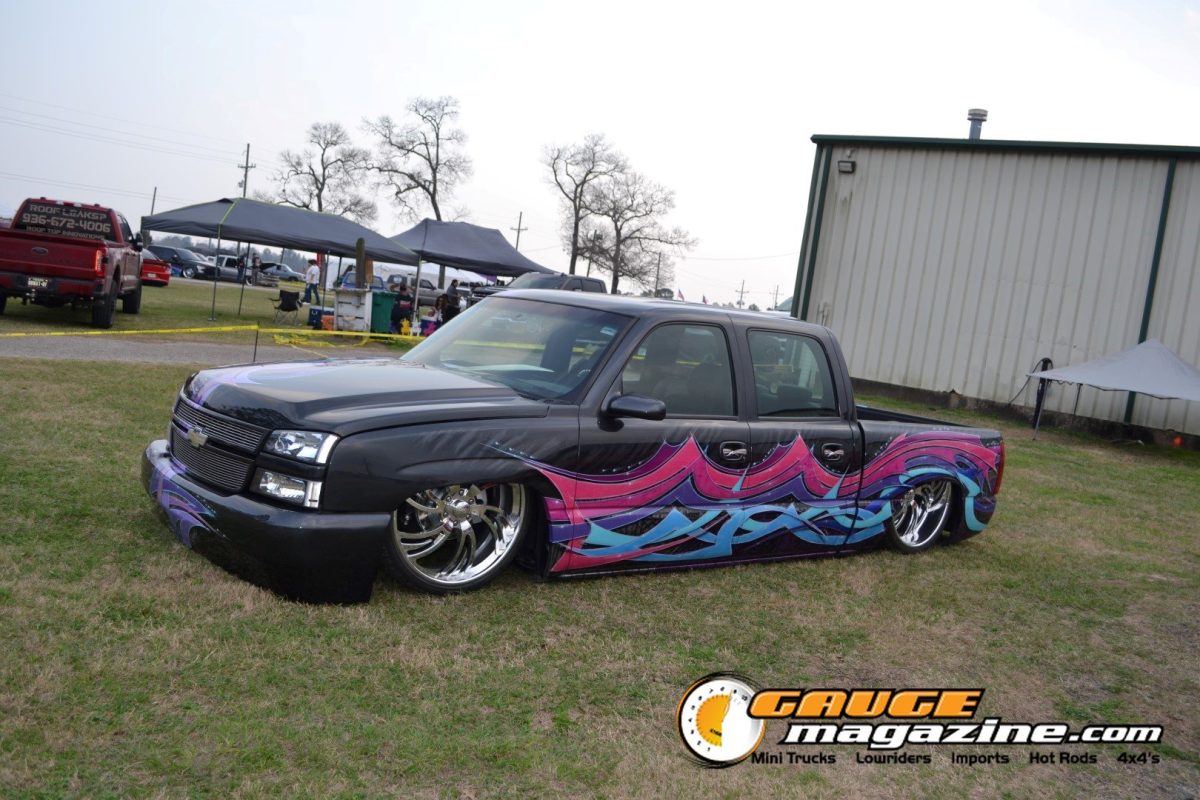 lone-star-throwdown-2026-black-pink-flame-custom-chevrolet-truck