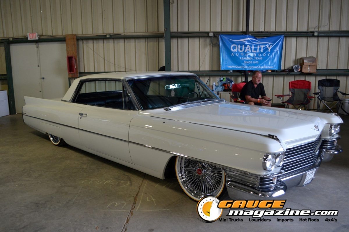 lone-star-throwdown-2026-white-classic-cadillac-coupe
