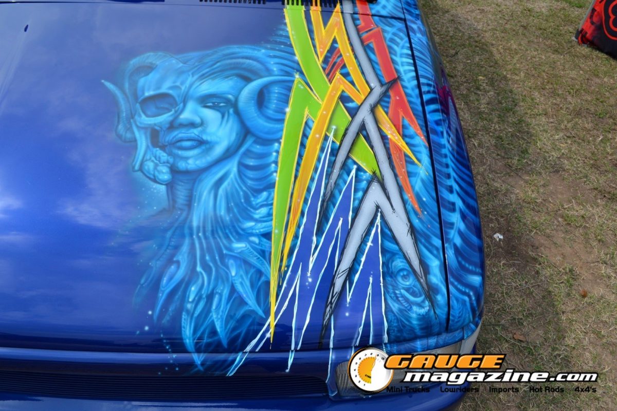 lone-star-throwdown-2026-blue-airbrush-paint-detail