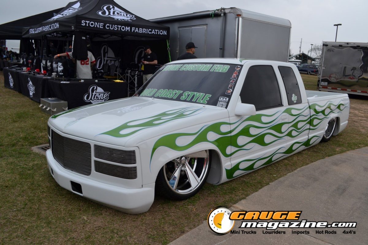 lone-star-throwdown-2026-white-green-flame-custom-mini-truck