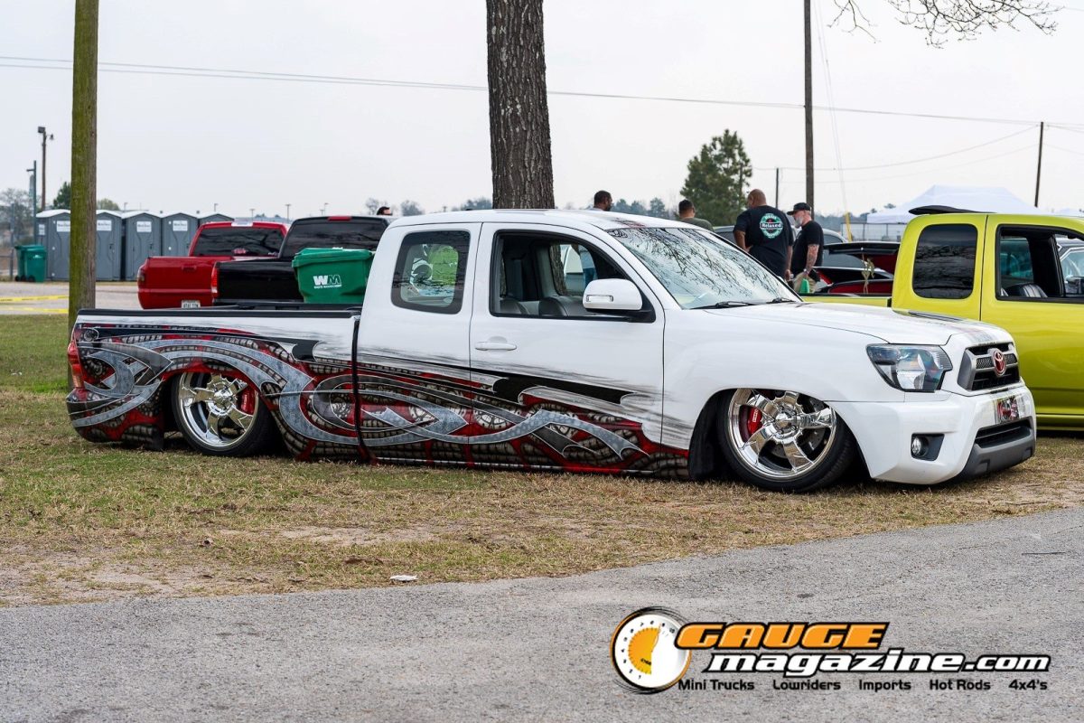 lone-star-throwdown-2026-white-graphic-custom-toyota-tacoma