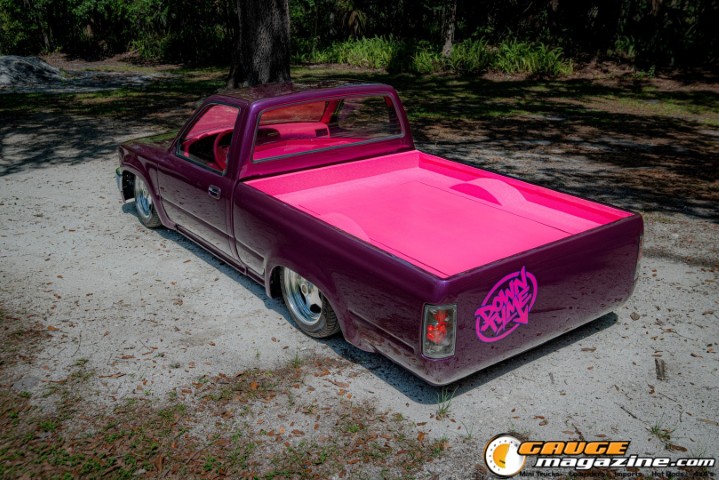 Brian Smith Low T 1993 Toyota Pickup Brian Smith’s purple 1993 Toyota Pickup Low T laid out on air suspension