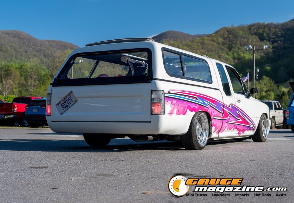 mini-nats-2026-020-mazda-b-series-pickup-camper-shell