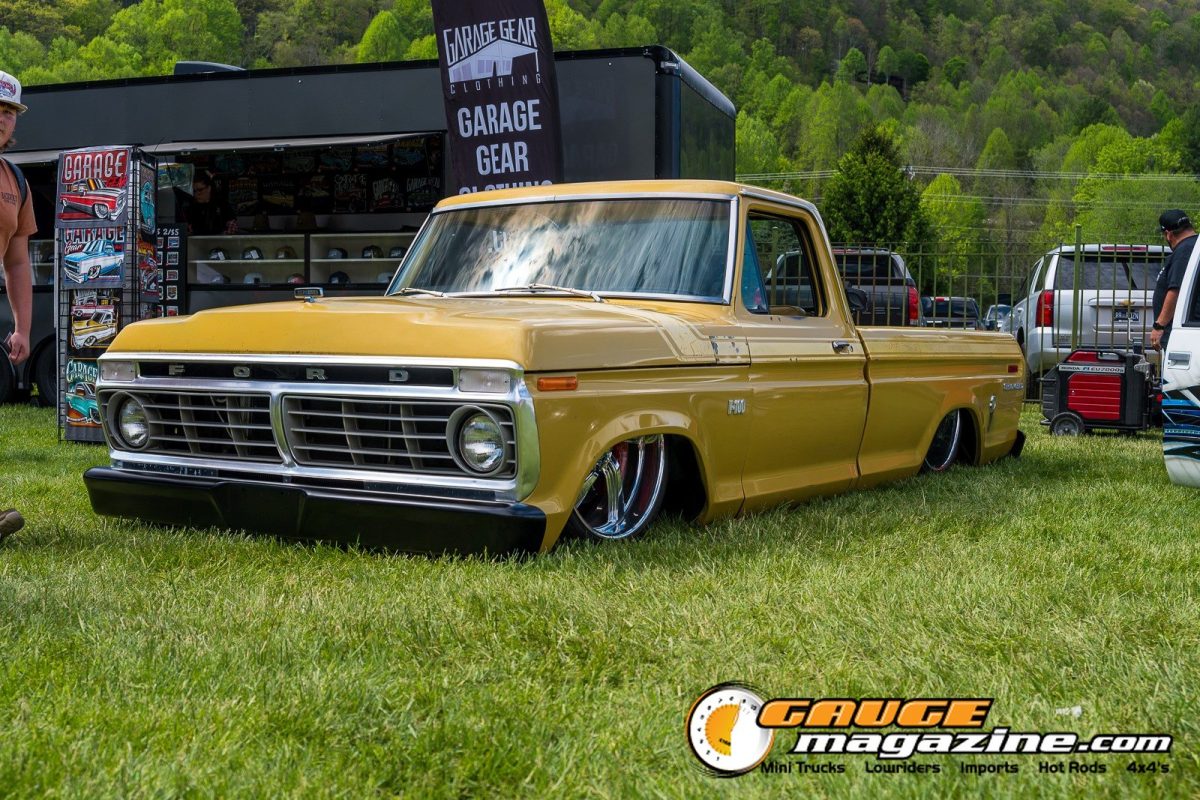mini-nats-2026-072-ford-f100-slammed-show-truck