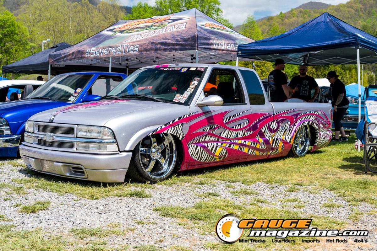 mini-nats-2026-092-chevrolet-s10-graphic-show-truck