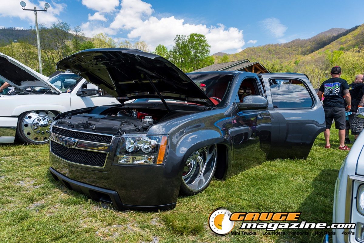 mini-nats-2026-080-chevrolet-tahoe-slammed-custom