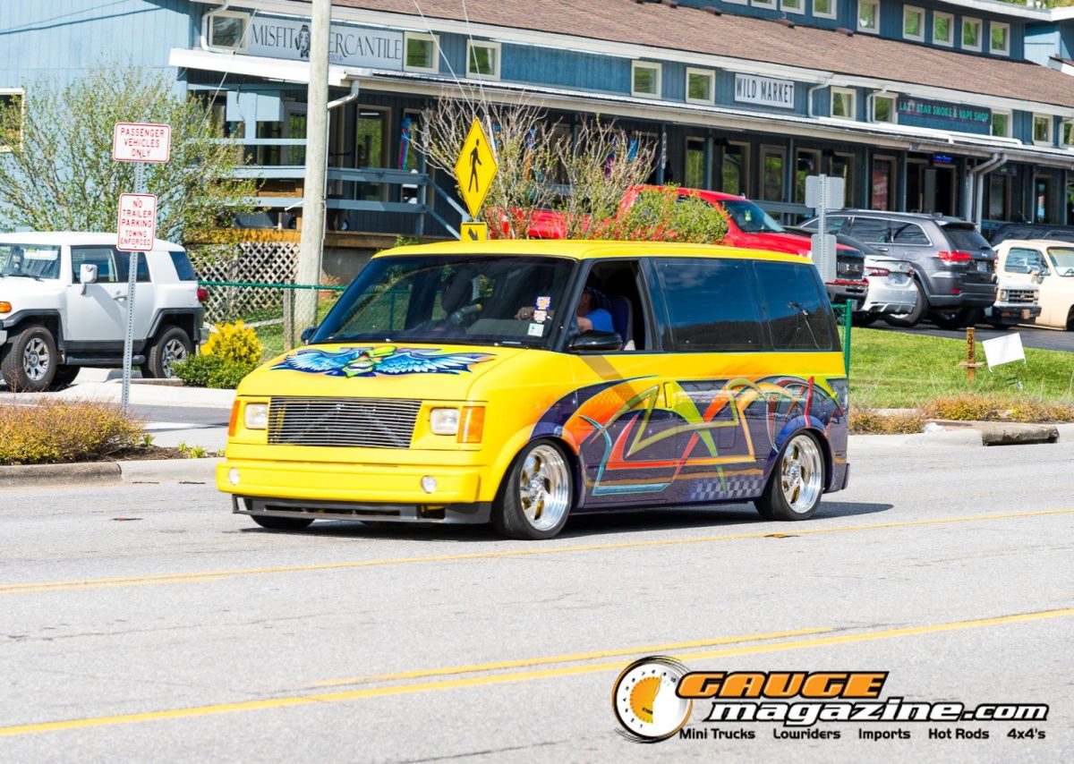mini-nats-2026-058-chevrolet-astro-custom-van