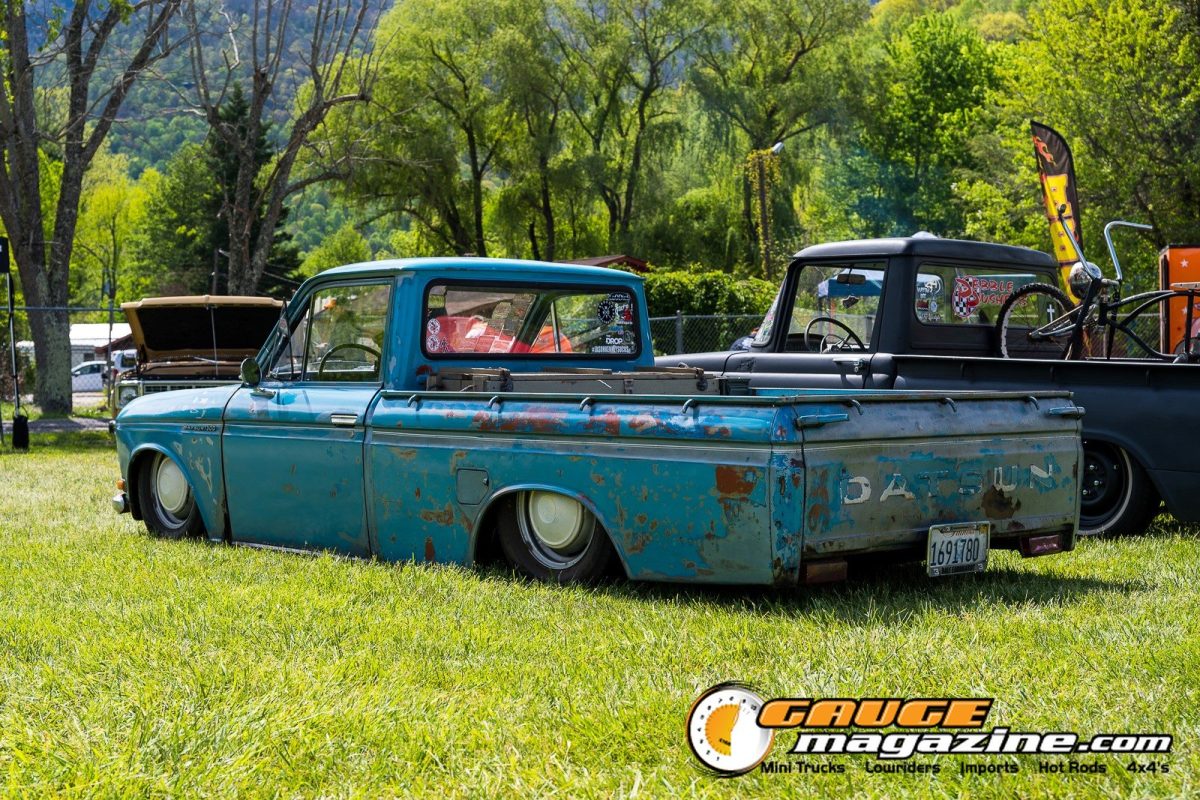 mini-nats-2026-188-chevrolet-c10-patina-slammed-pickup