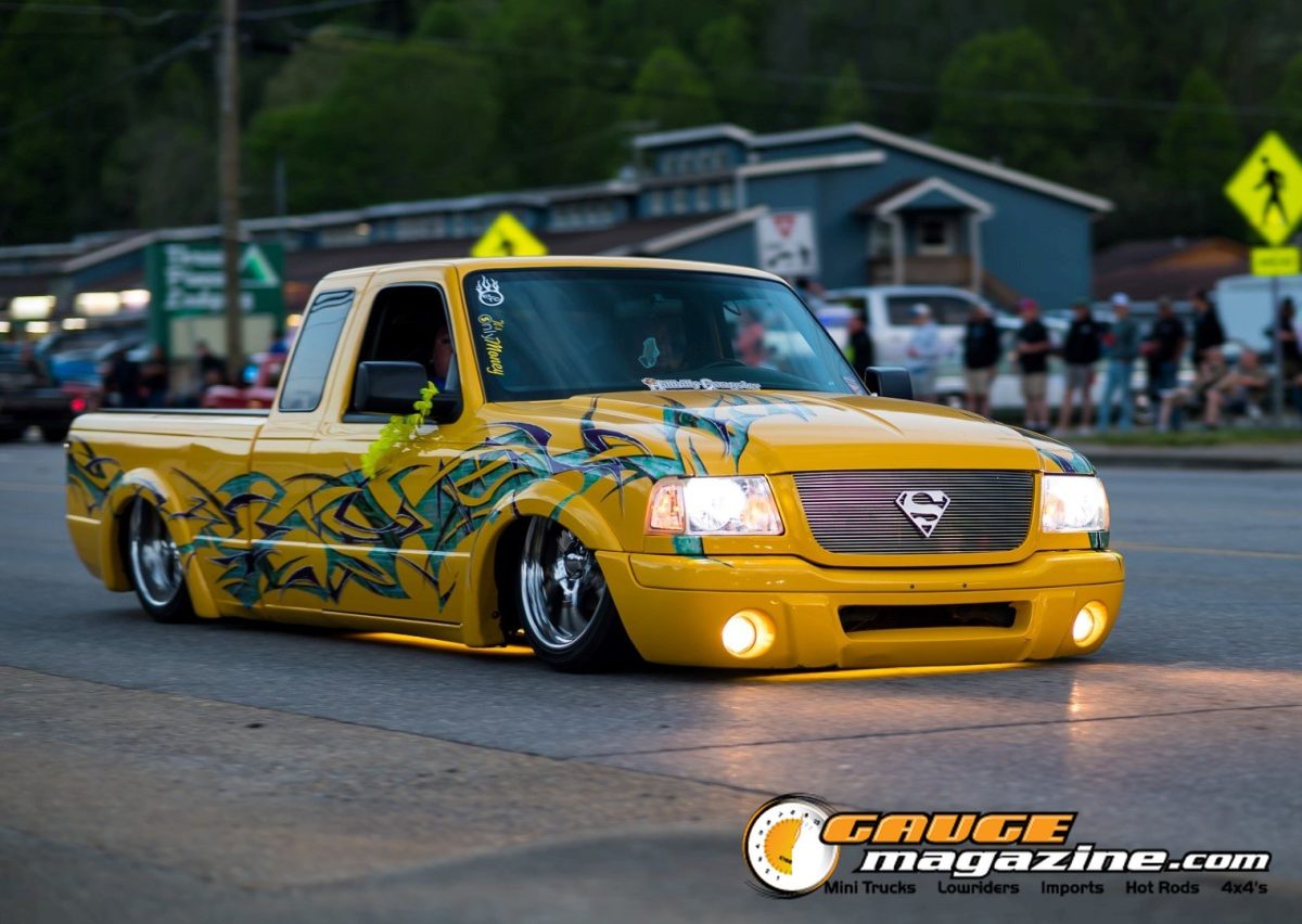 mini-nats-2026-004-nissan-hardbody-custom-minitruck