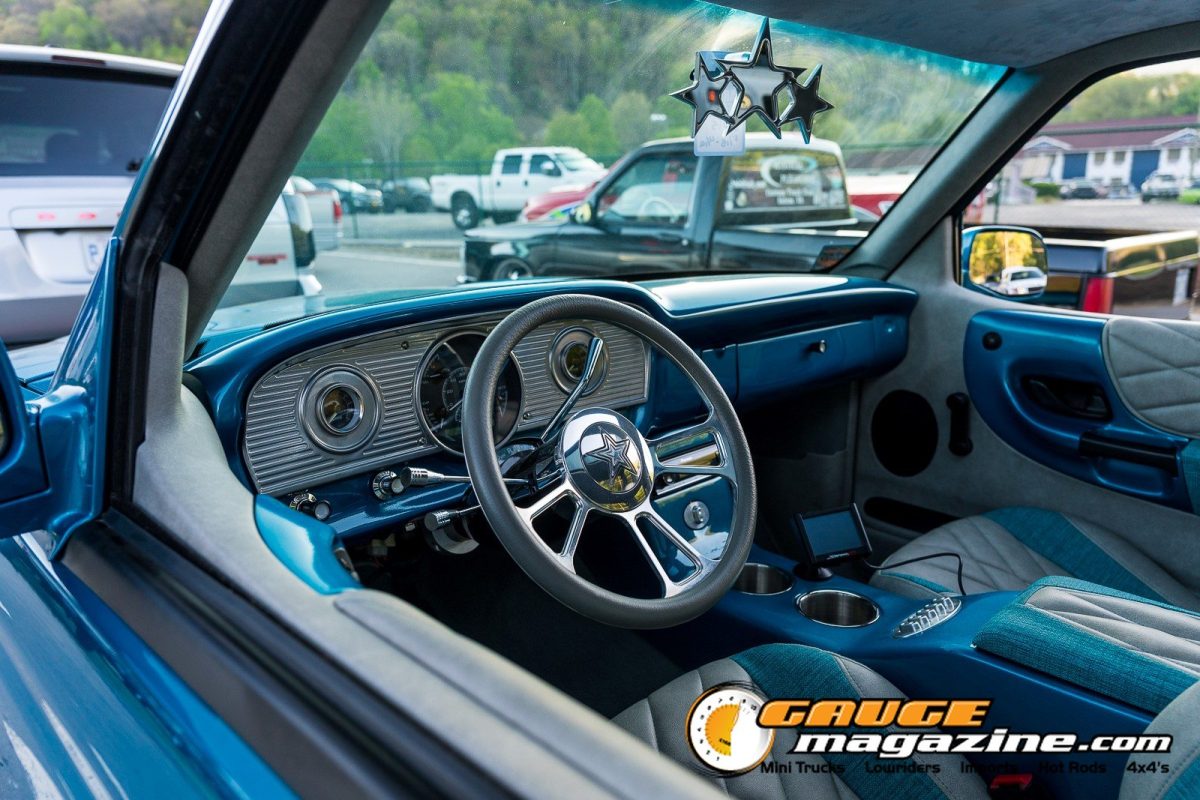 mini-nats-2026-008-custom-minitruck-interior