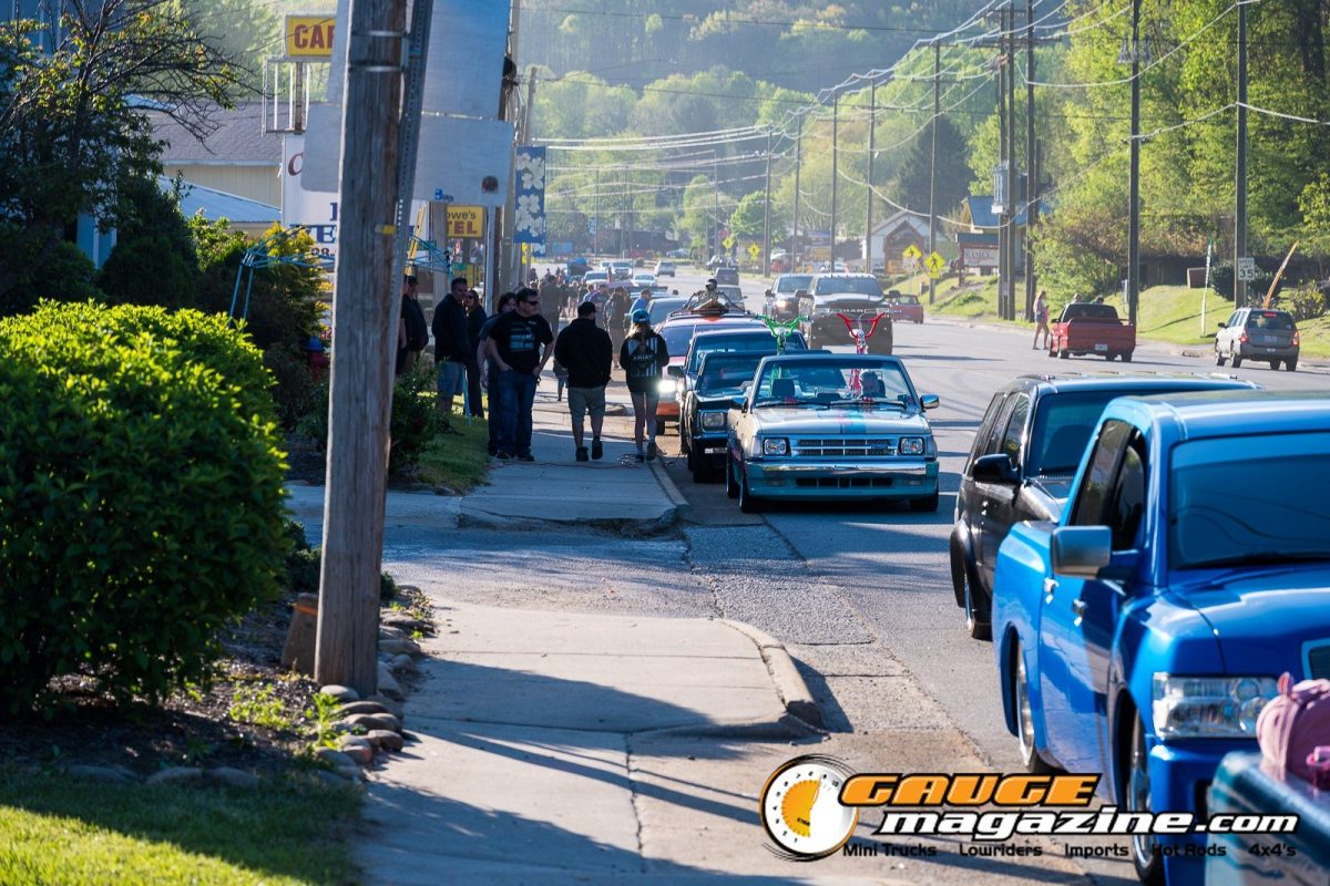 mini-nats-2026-014-minitruck-cruise-maggie-valley