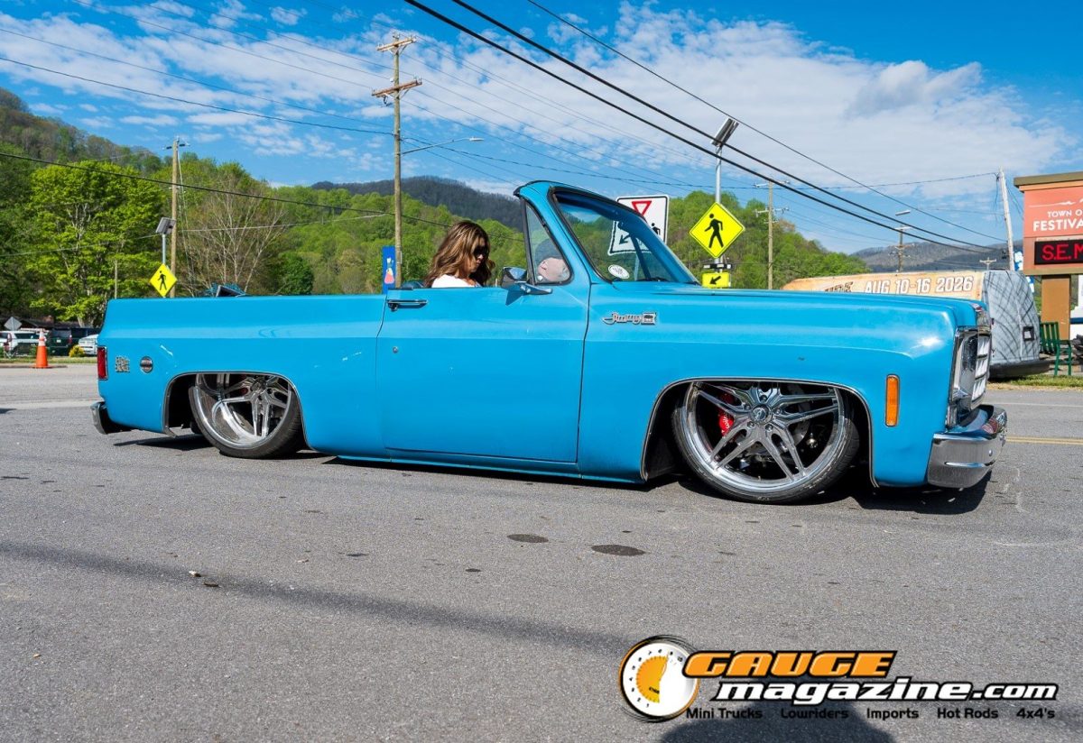 mini-nats-2026-044-chevrolet-c10-slammed-pickup