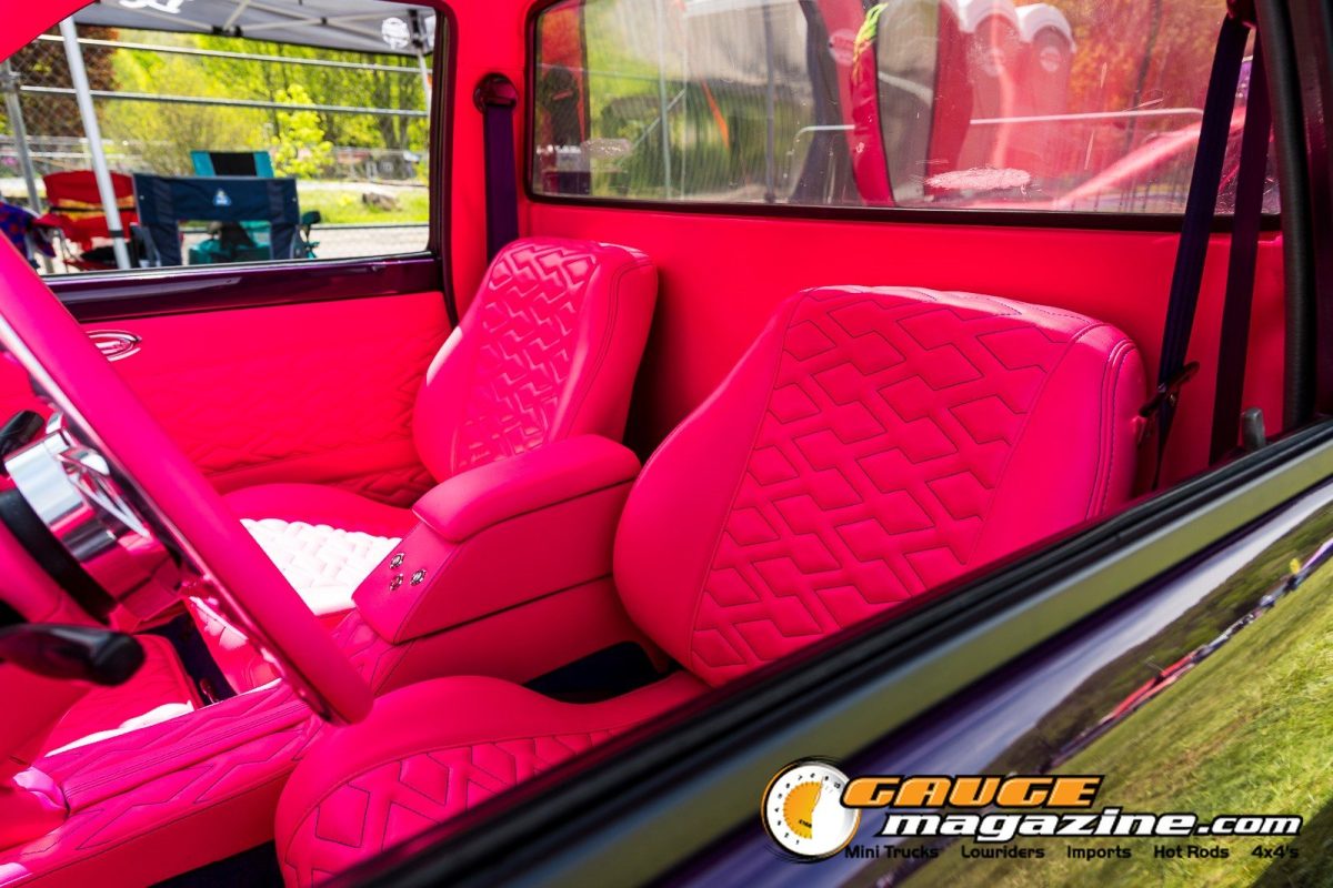 mini-nats-2026-189-custom-minitruck-interior-detail