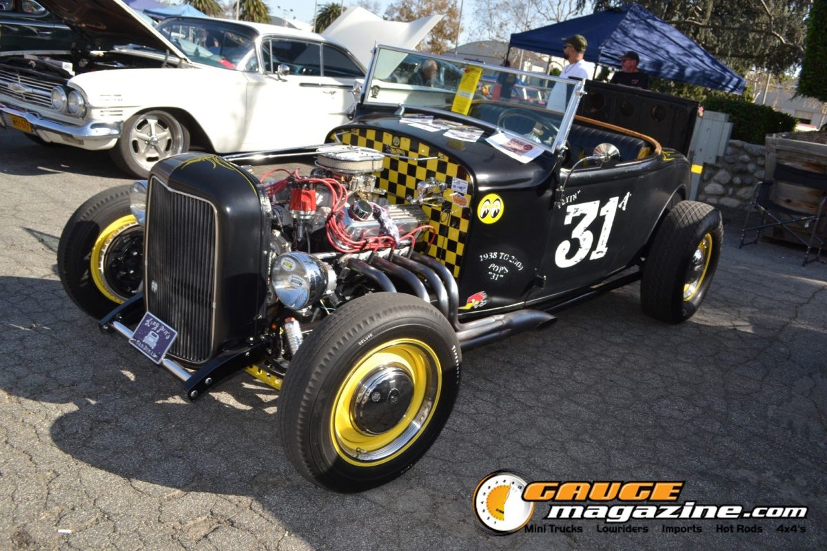 gnrs-2026-215-traditional-hot-rod-roadster-front