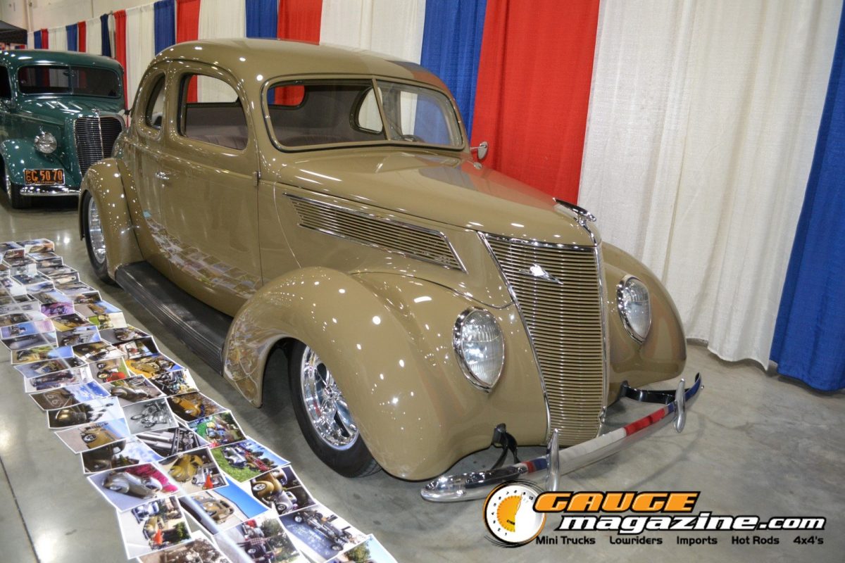gnrs-2026-048-1930s-ford-custom-coupe-front