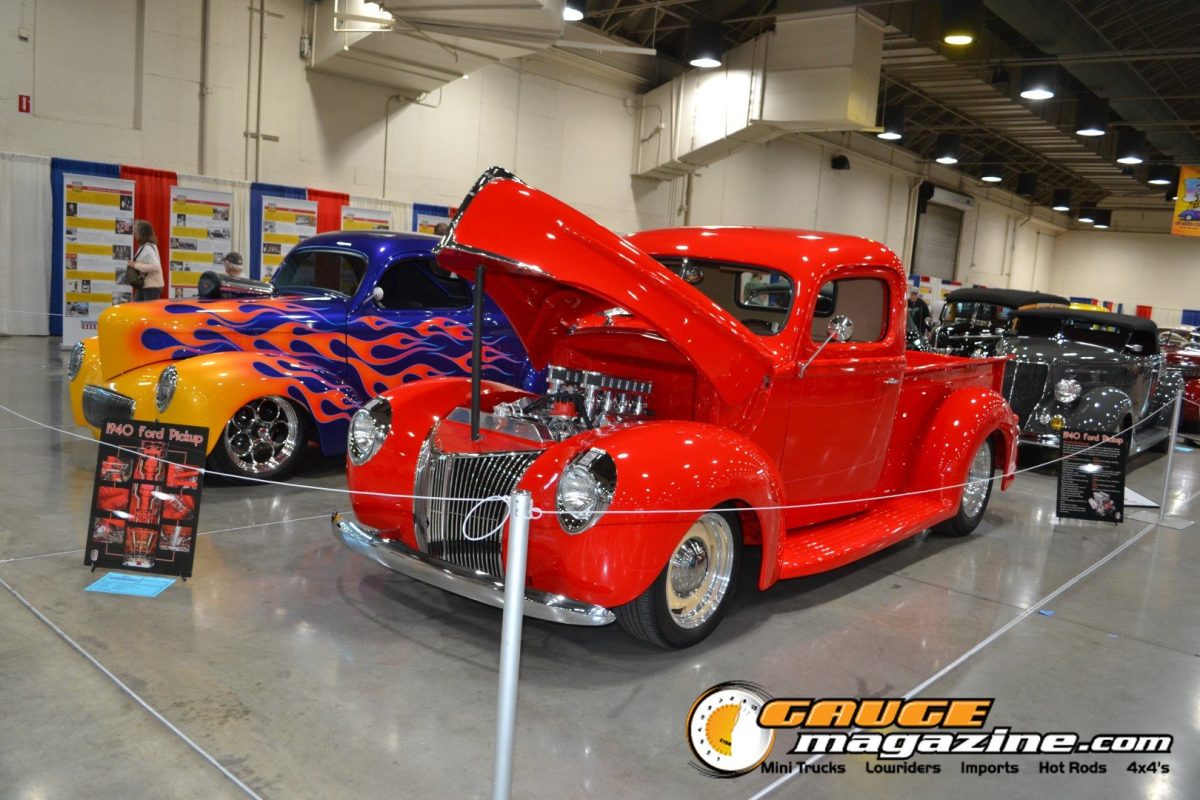 gnrs-2026-072-1940-ford-custom-coupe-front