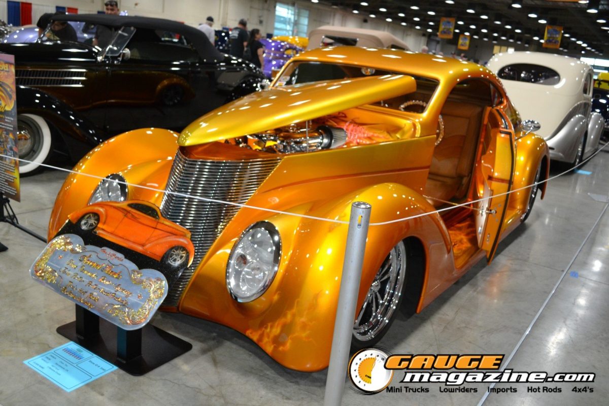 gnrs-2026-074-1930s-ford-custom-coupe-front