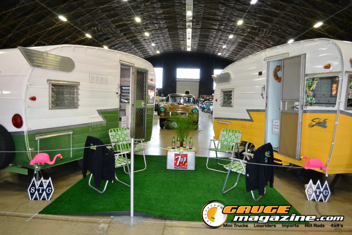 gnrs-2026-020-vintage-camper-trailer-display