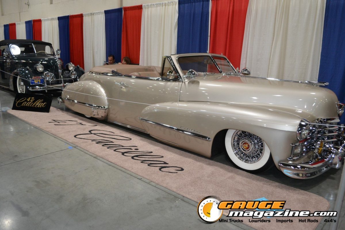 gnrs-2026-055-classic-cadillac-custom-convertible-side