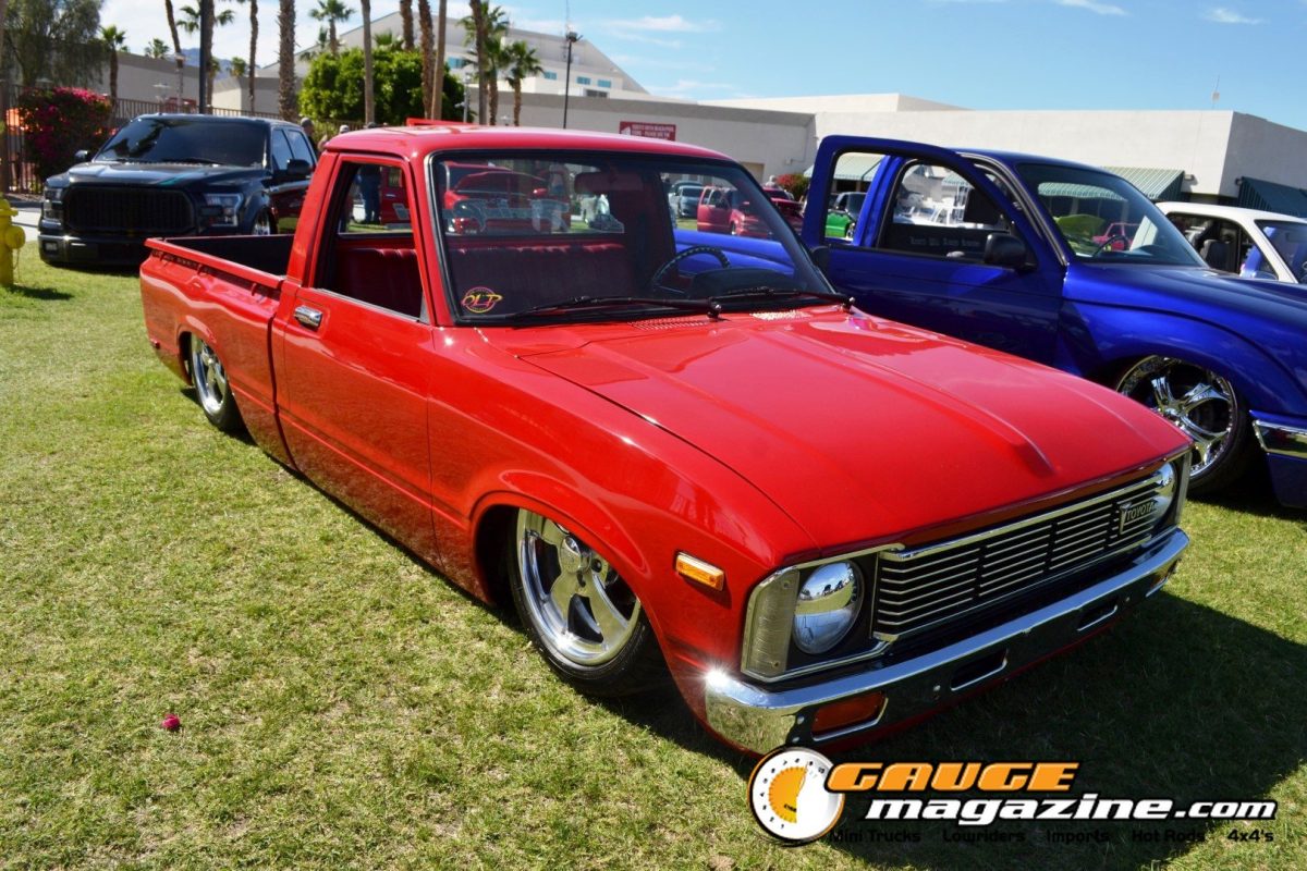 gnrs-2026-065-red-toyota-custom-pickup-front