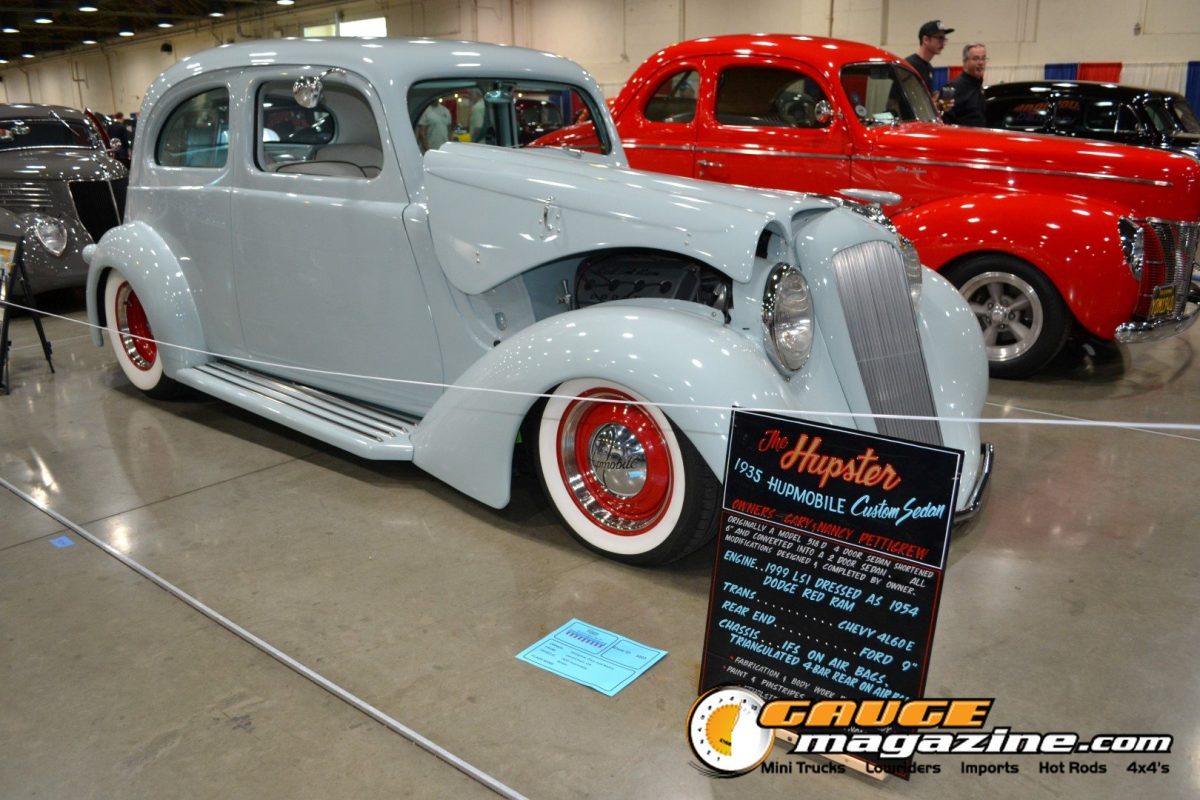 gnrs-2026-040-1930s-ford-custom-sedan-side