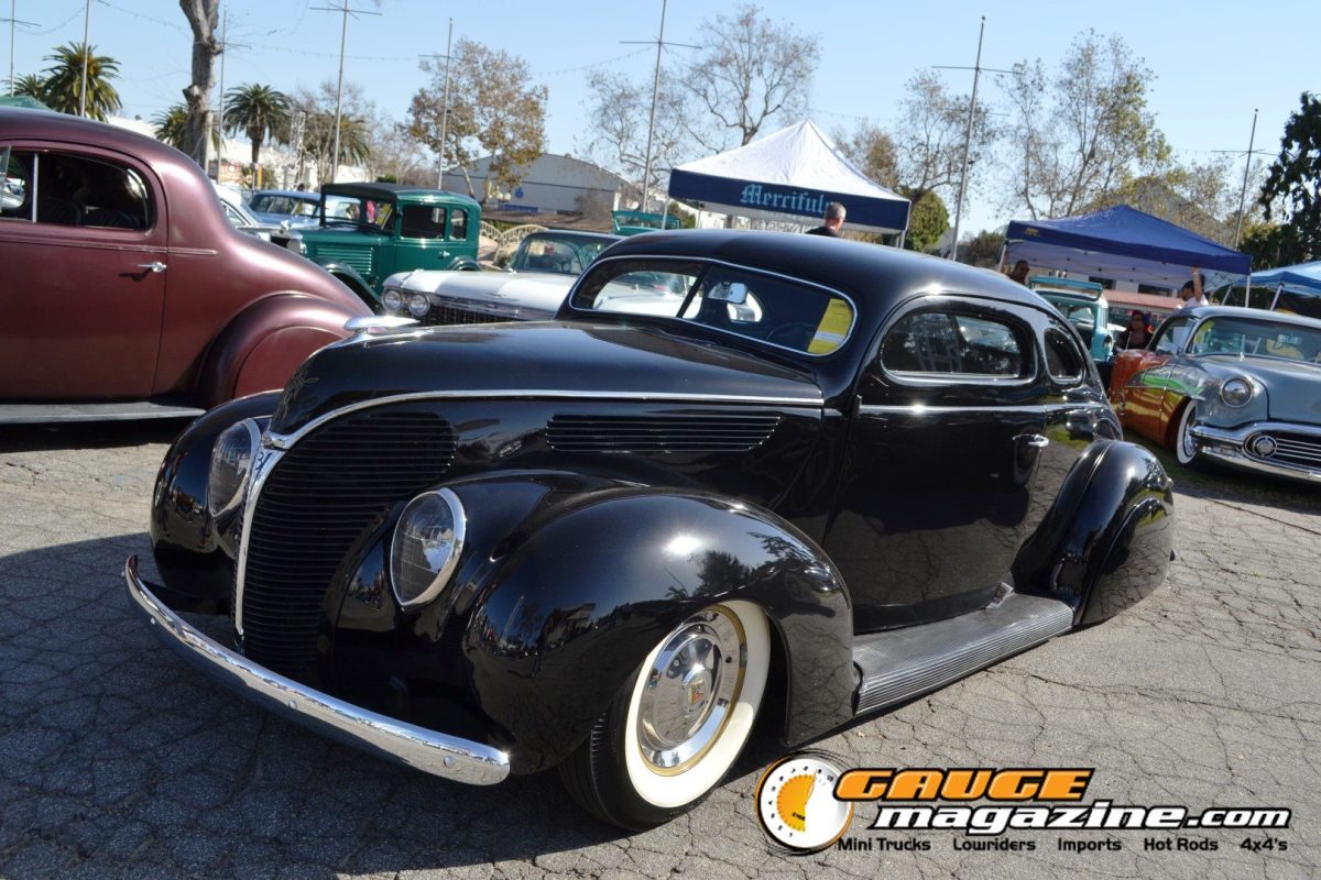 gnrs-2026-212-1930s-ford-custom-coupe-front